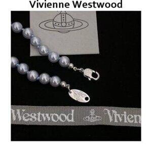 Vivienne Westwood pearl choker